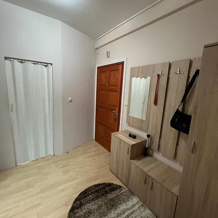 Jabuka アパート *