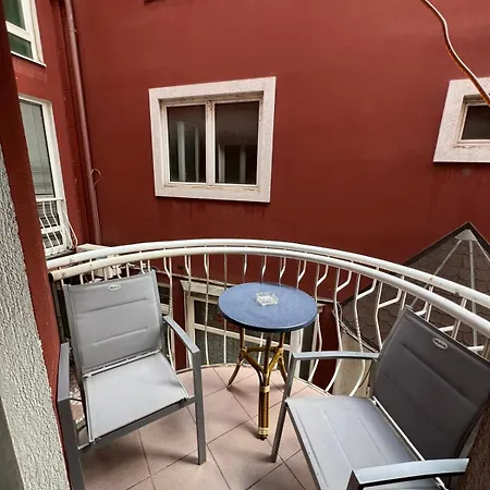 Jabuka アパート *